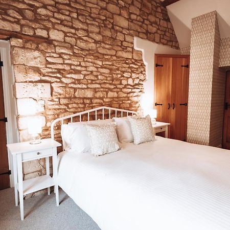 The Fox At Barrington Burford Quarto foto